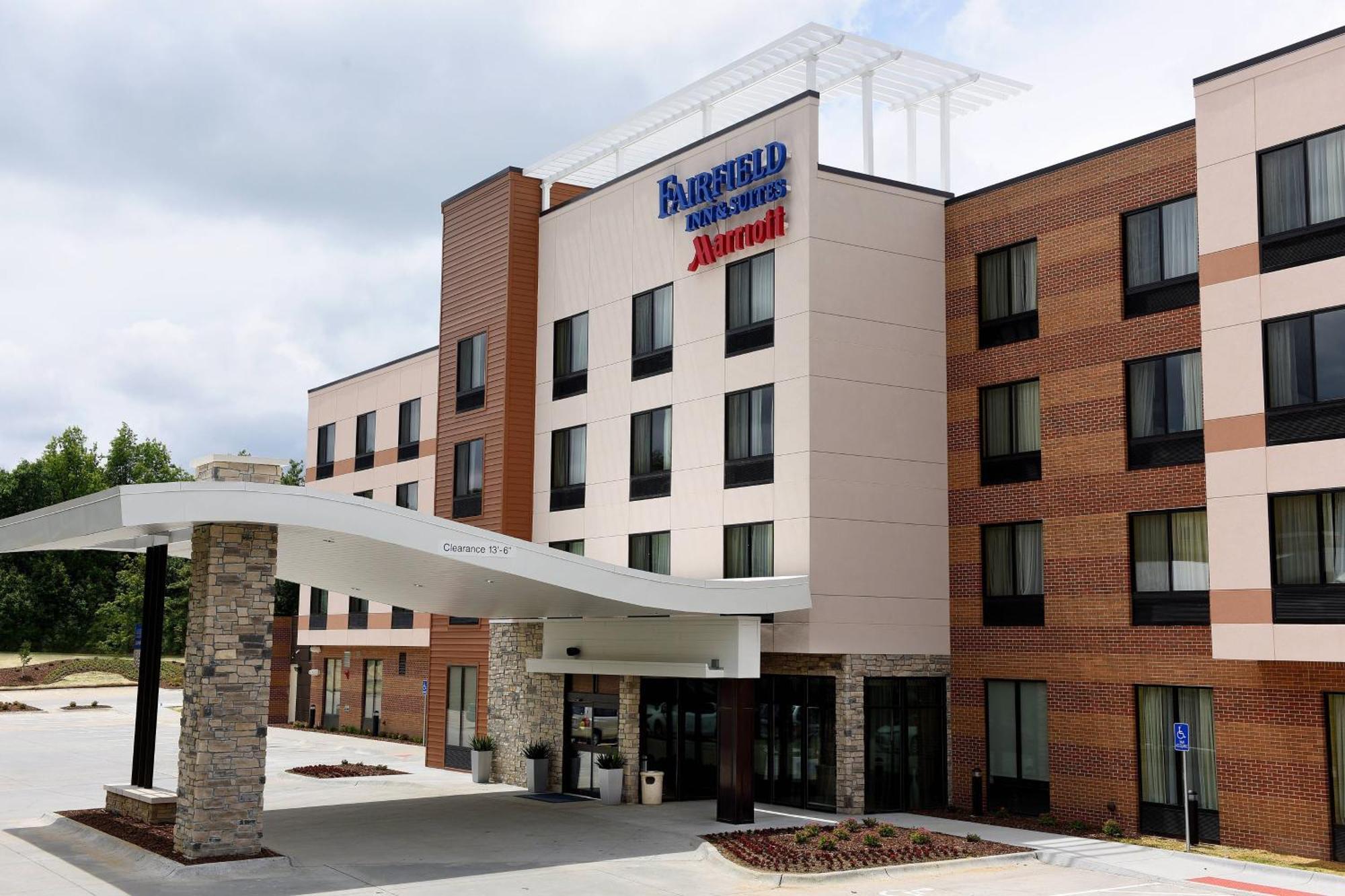 Fairfield Inn & Suites By Marriott Omaha West Exterior photo